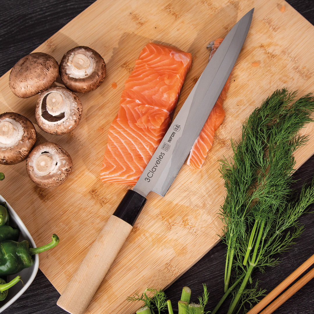 3 Claveles NIPON - Cuchillo Japones Yanagiba 24 cm Acero Inoxidable y Mango Madera de Arce