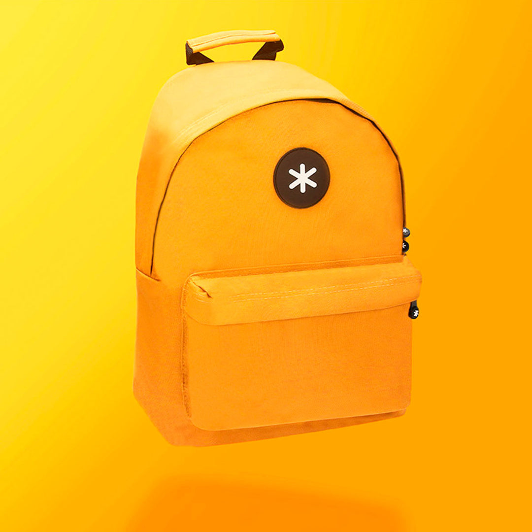 ANTARTIK - Mochila Escolar con Asas Acolchadas y Bolsillo Exterior. Mostaza