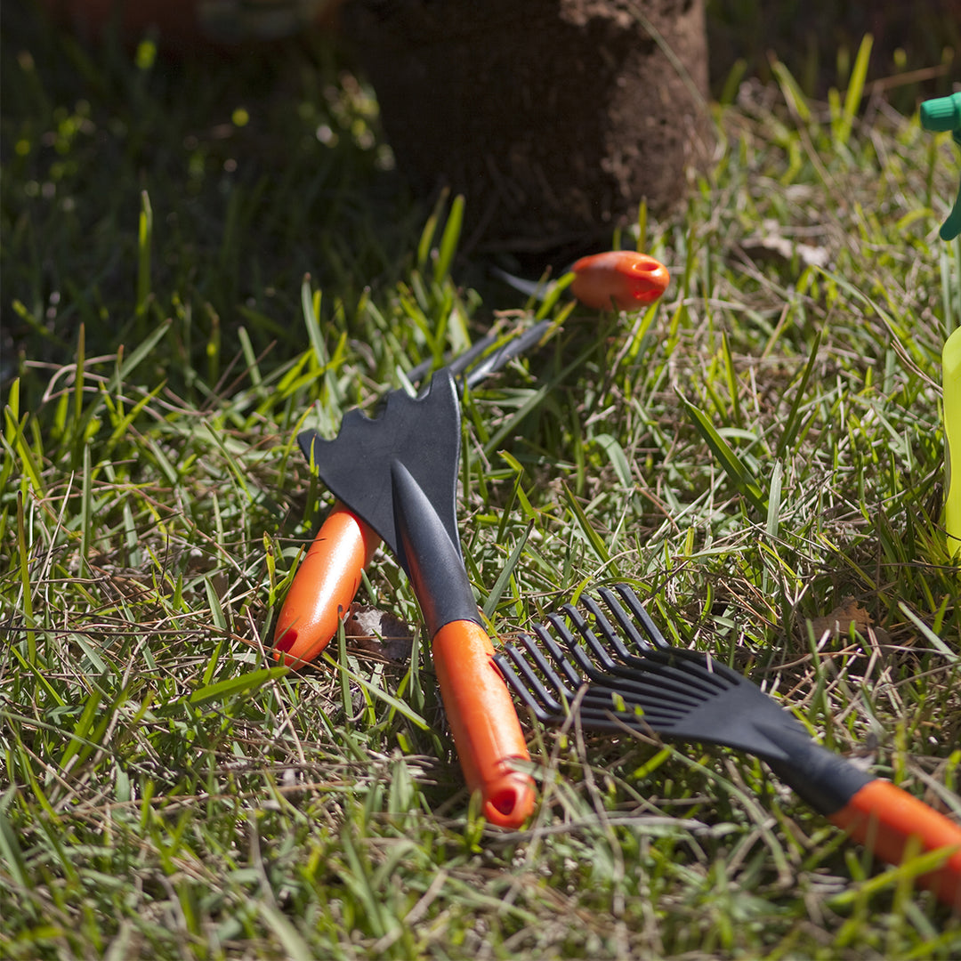 Plastiken 10022 - Escoba de Jardín Resistente y Ergonómica. Coleccion TERRA